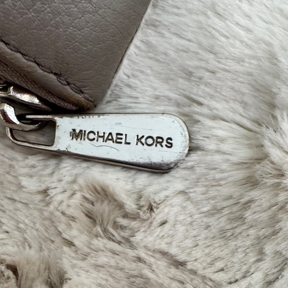 Michael Kors Grey Leather Wallet - Picture 3 of 8